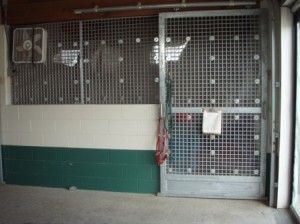 Isolation stall 